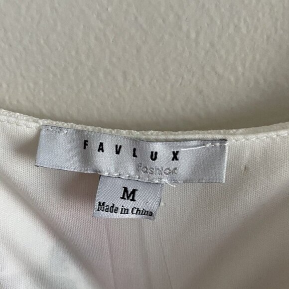 Forever 21 Favlux Women SZ M Ivory Floral Twist Front Top Strappy Jumpsuit NWT - Picture 10 of 10